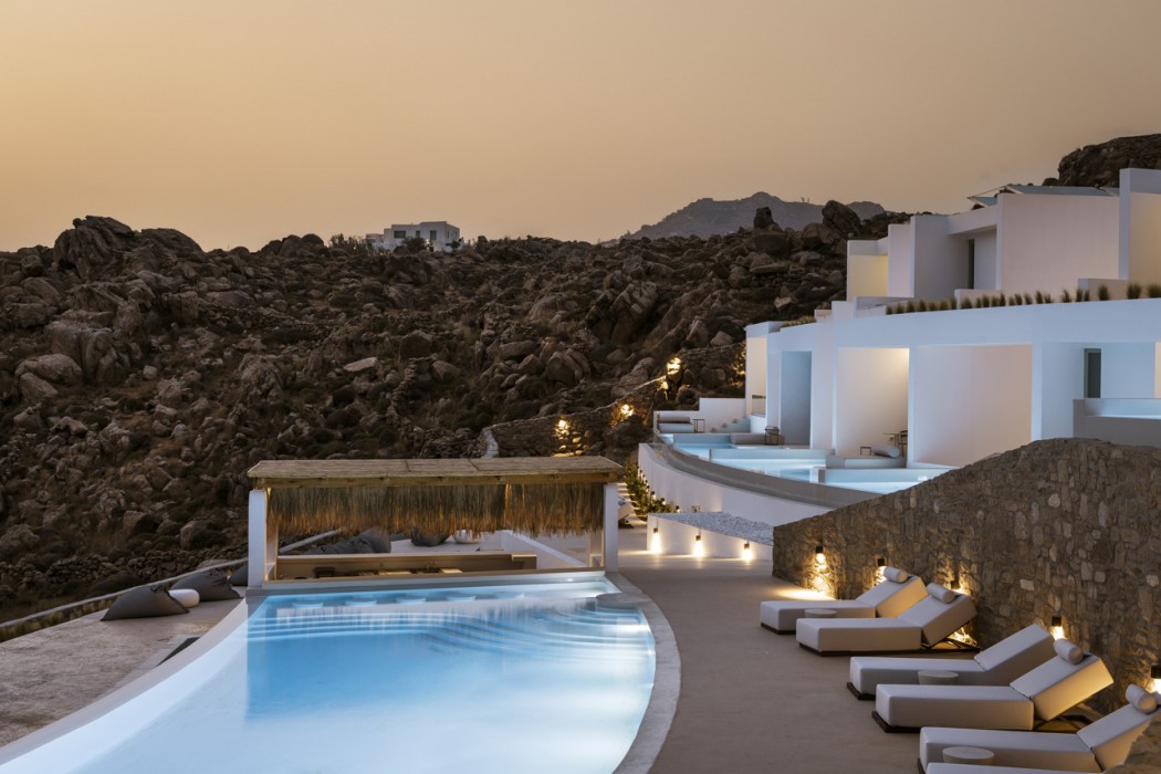 Mykonos Flow - Super Paradise in MYKONOS