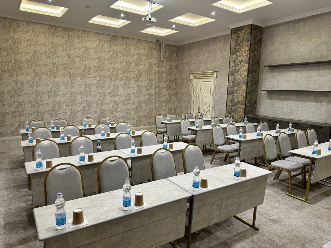 The Tower Hotel Tashkent 25/70