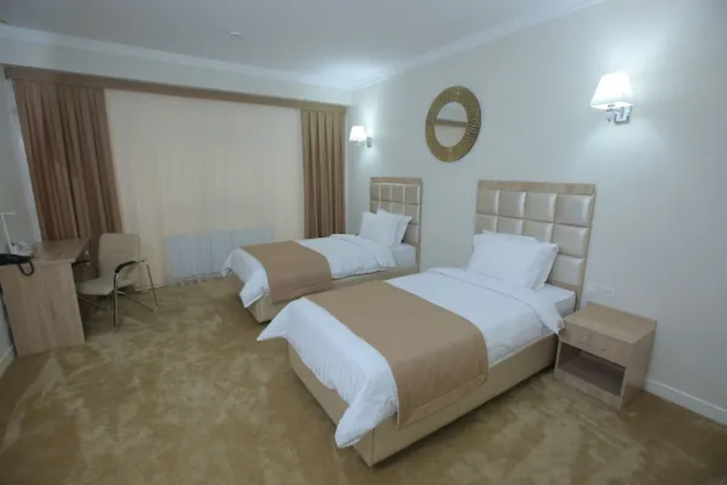 Velara Hotel 8/44
