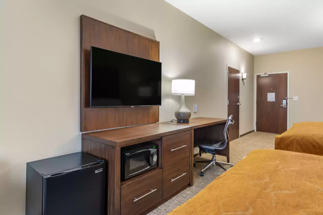 Comfort Suites Newnan GA 14/42