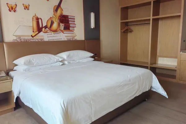 Vienna International Hotel (Chongqing Changshou High-speed Railway Station) 14/48