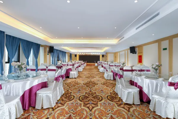 Vienna International Hotel (Chongqing Changshou High-speed Railway Station) 36/48