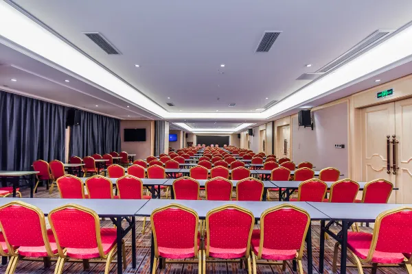 Vienna International Hotel (Nanchuan District Wanda Plaza) 40/56