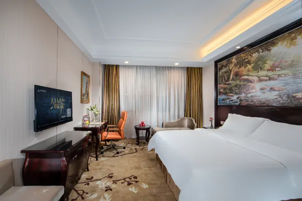 Vienna International Hotel (Shenzhen Guanlan Huanguan South Road) 9/45