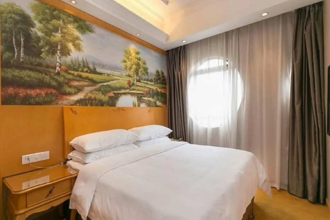 Vienna Hotel (Guangzhou Beijing Road Pedestrian Street Big Buddha Temple) 13/38