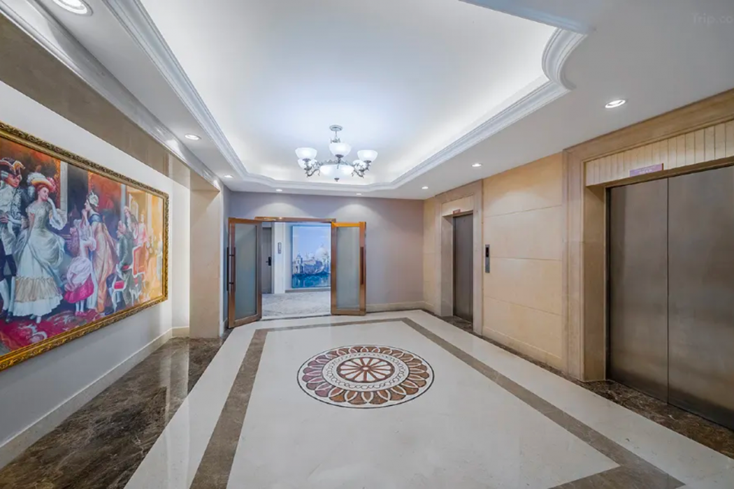 Vienna Hotel (Shenzhen Shuanglong Metro Station Longdong) 30/41