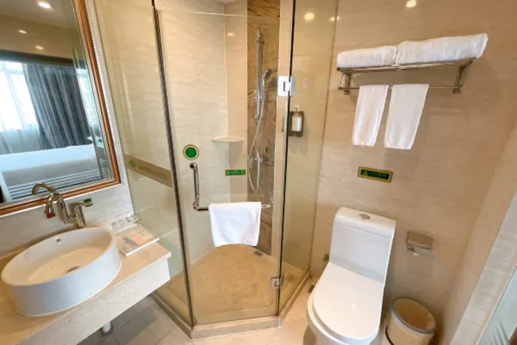 Vienna Hotel(Guangzhou Baiyun International Airport Branch) 11/17