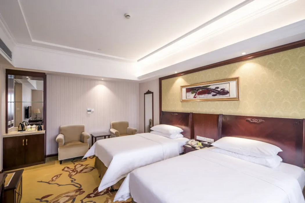 Vienna International Hotel ( Shanghai New International Expo Center Kangqiao Metro Station) 29/55