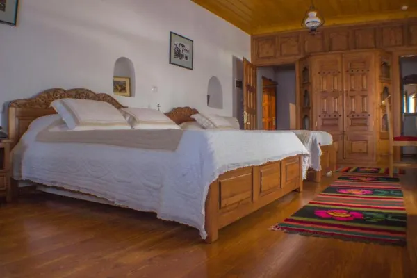 Hotel Old Bazaar 13/63