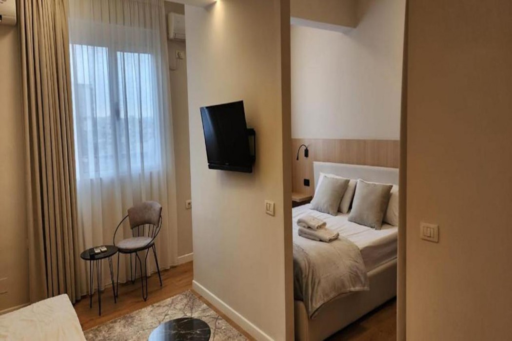 SIGNATURE IDEA HOTEL 8/20