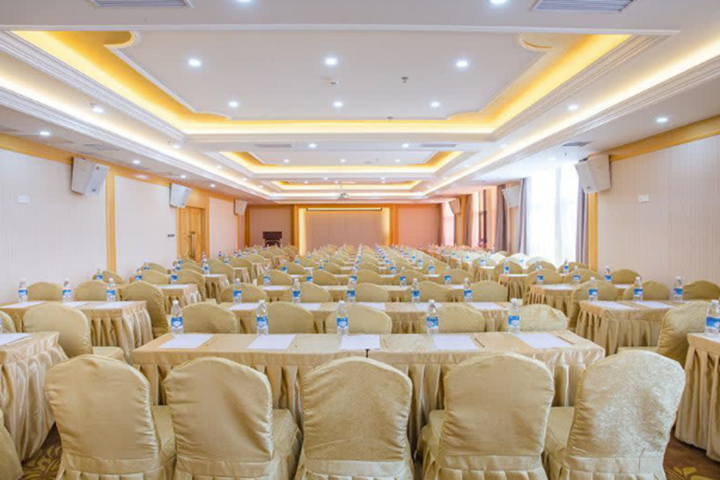 Vienna Hotel (Chengdu Xinfan Furniture City) 30/54