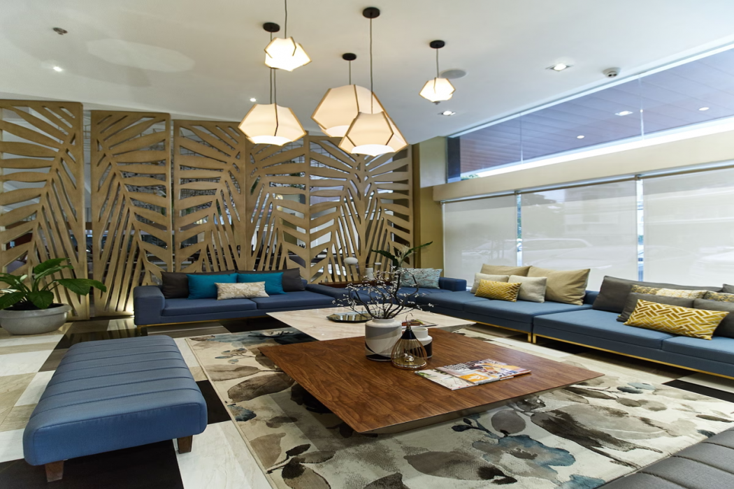 J7 Hotel Plaza photo2