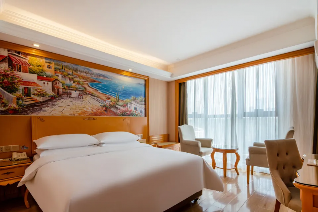 Vienna Hotel (Chongqing High-speed West Railway Station) 10/14