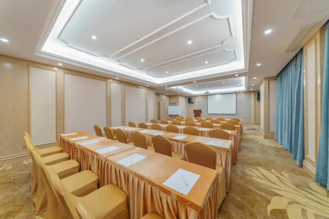 Vienna Hotel (Chongqing Jiangjin Dingshan Park) 13/14