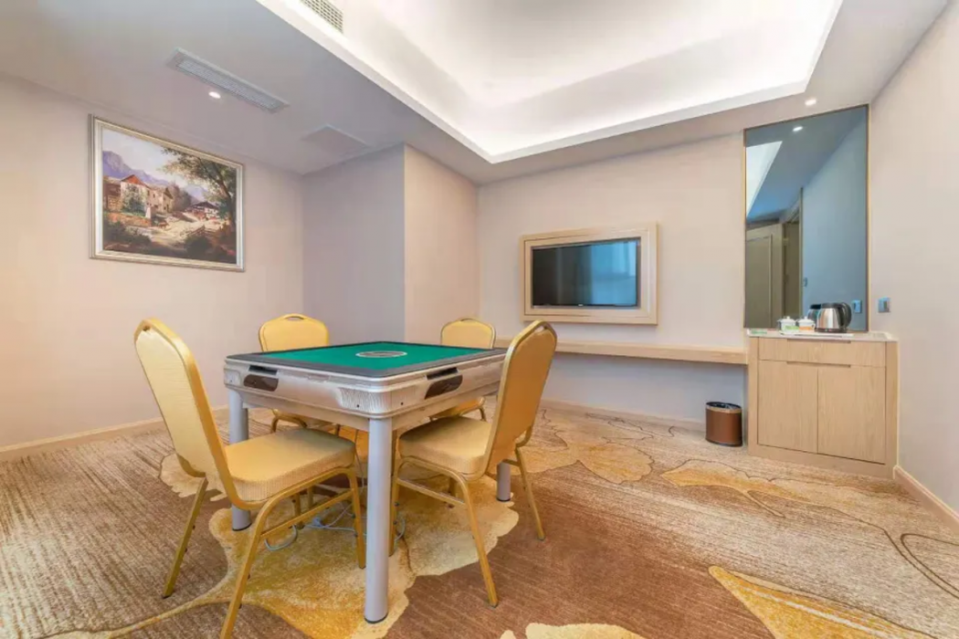 Vienna Hotel (Chongqing Jiangjin Dingshan Park) 9/14