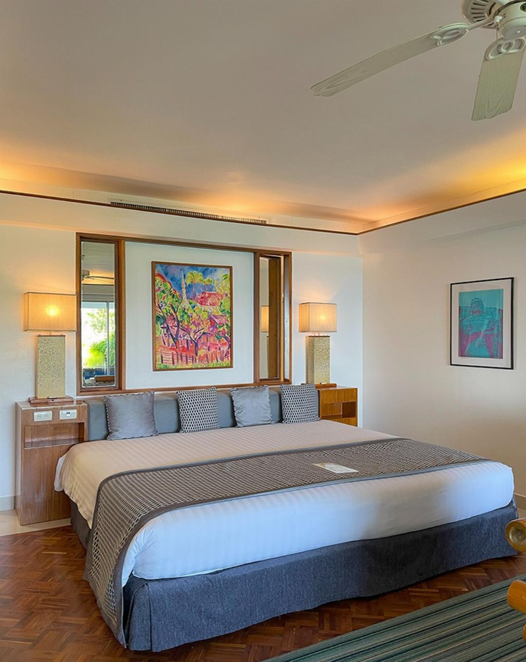 Royale Wing Suite