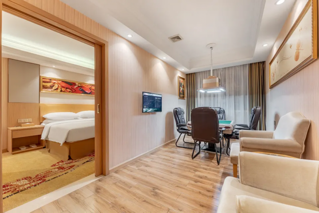 Vienna Hotel (Guangzhou Baiyun Airport Huadu Avenue) 11/58