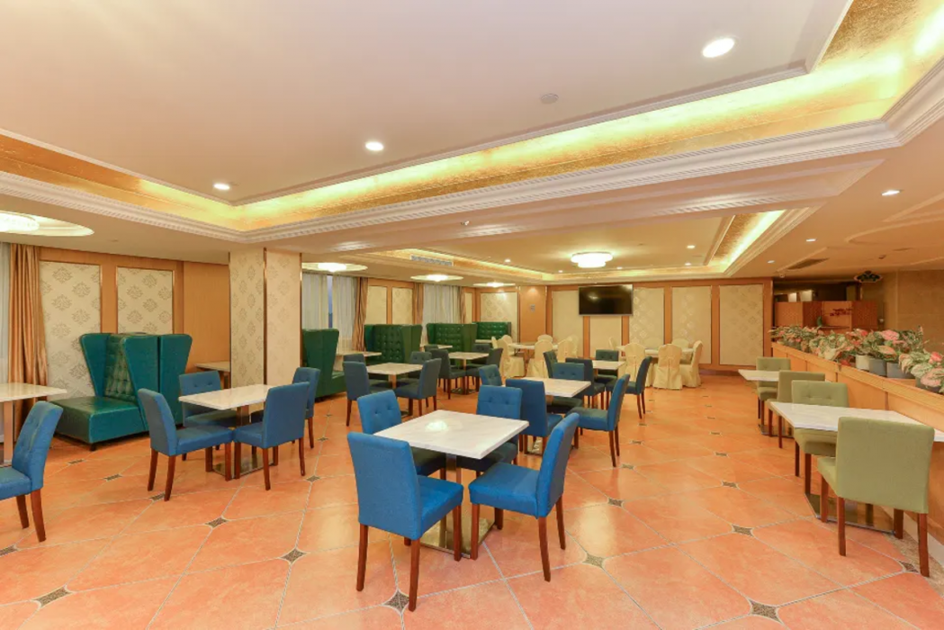 Vienna Hotel (Guangzhou Baiyun Airport Huadu Avenue) 38/58