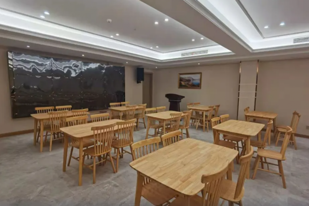 Vienna Hotel (Nanjing Maigao Bridge Subway Station Branch) 18/21