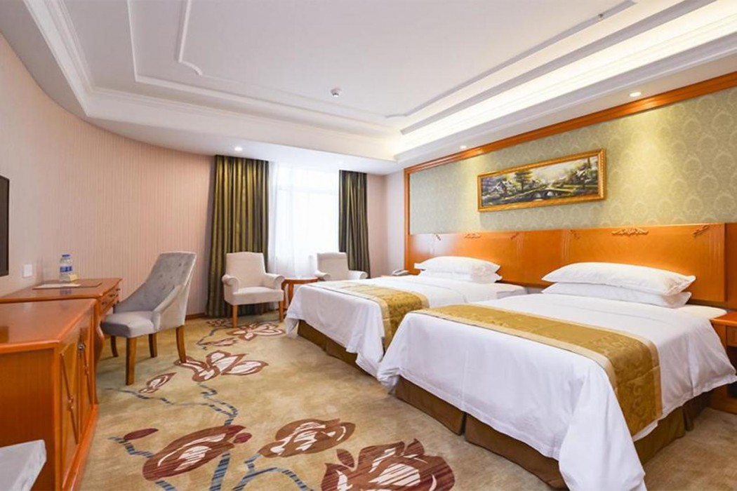 Vienna Hotel (Nanjing Puzhu Middle Road) 12/29