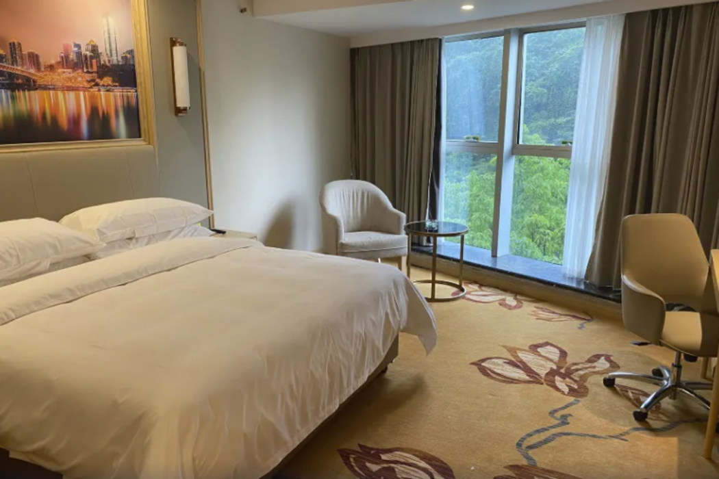 Vienna Hotel (Nanping Nanbin Road) 7/10