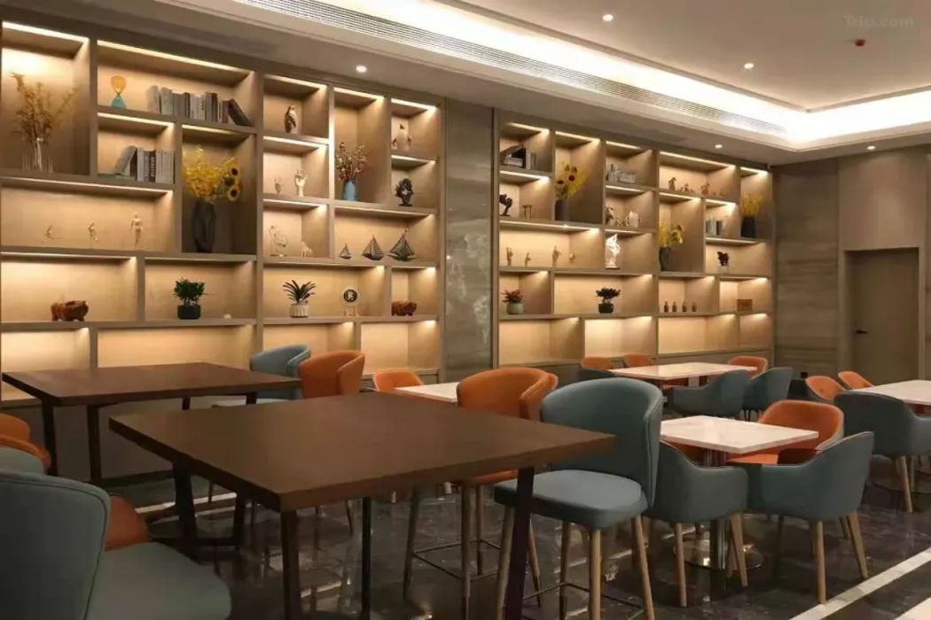Kyriad Hotel (Shenzhen Guangming Zhenmei Subway Station Store) 16/25
