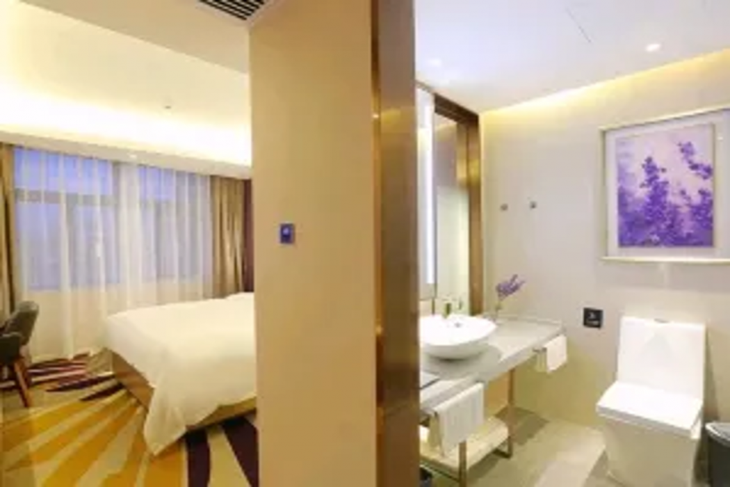 Lavande Hotel (Jiahe Wanggang Metro Station) 24/47