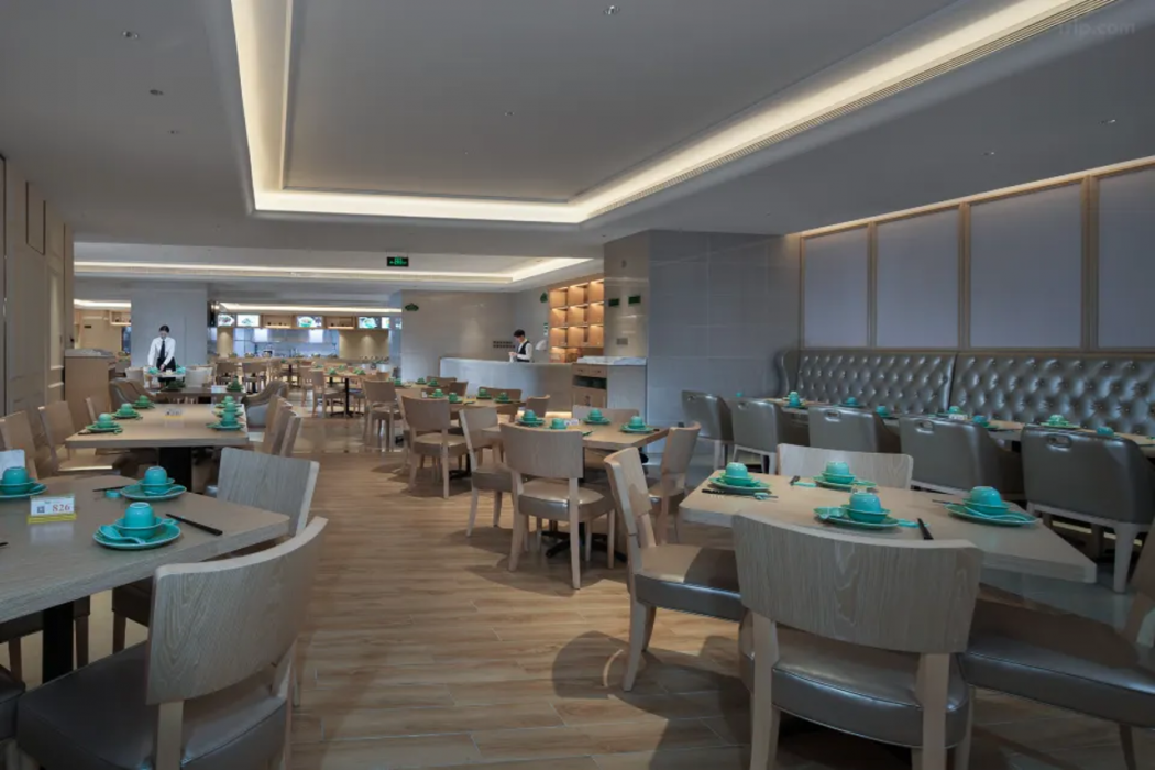 Vienna Best Sleep International Hotel (Shenzhen Tanglang Metro Station) 7/8
