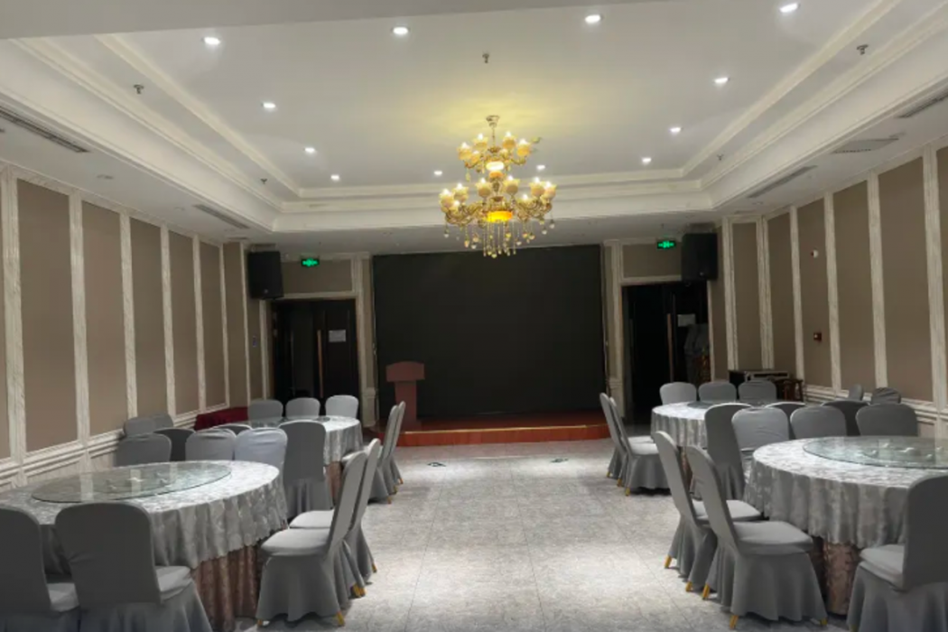 Vienna Hotel (Beijing Jiugong Metro Station) 7/8