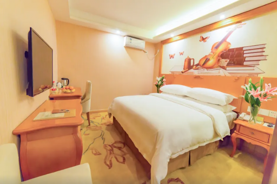 Vienna Hotel (Beijing Wanda West, Bajiao Amusement Park Metro Station) 17/41