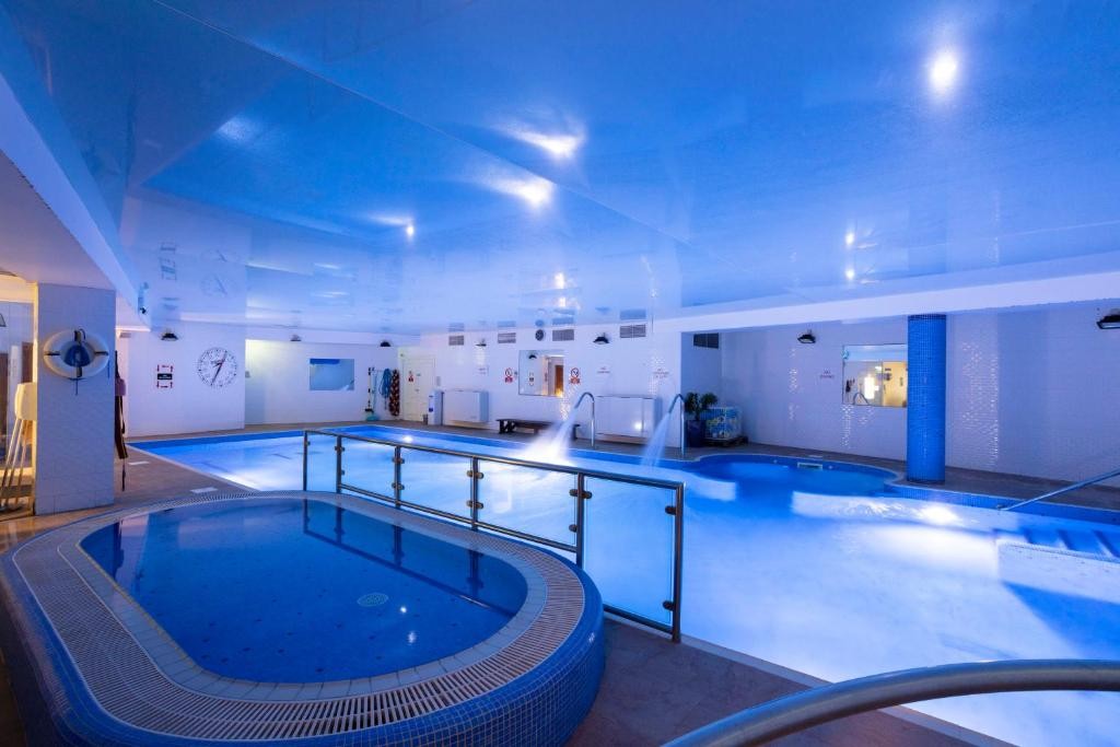 The Schull Harbour Hotel 31/56