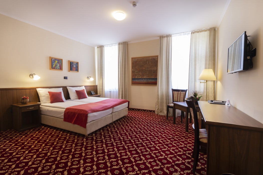 Hotel Continental 8/60