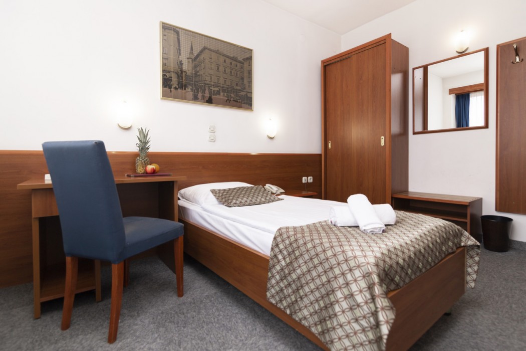 Hotel Neboder 26/62