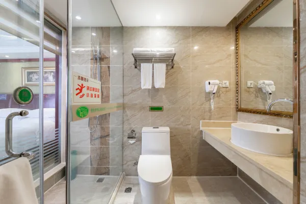 Vienna International Hotel (he yuan store, outlets Plaza, Yangzhou) 15/30