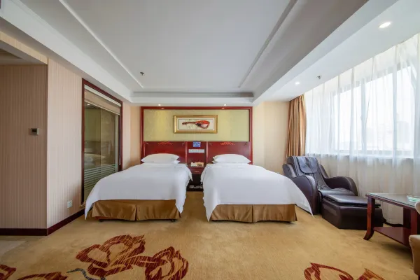 Vienna International Hotel (he yuan store, outlets Plaza, Yangzhou) 8/30