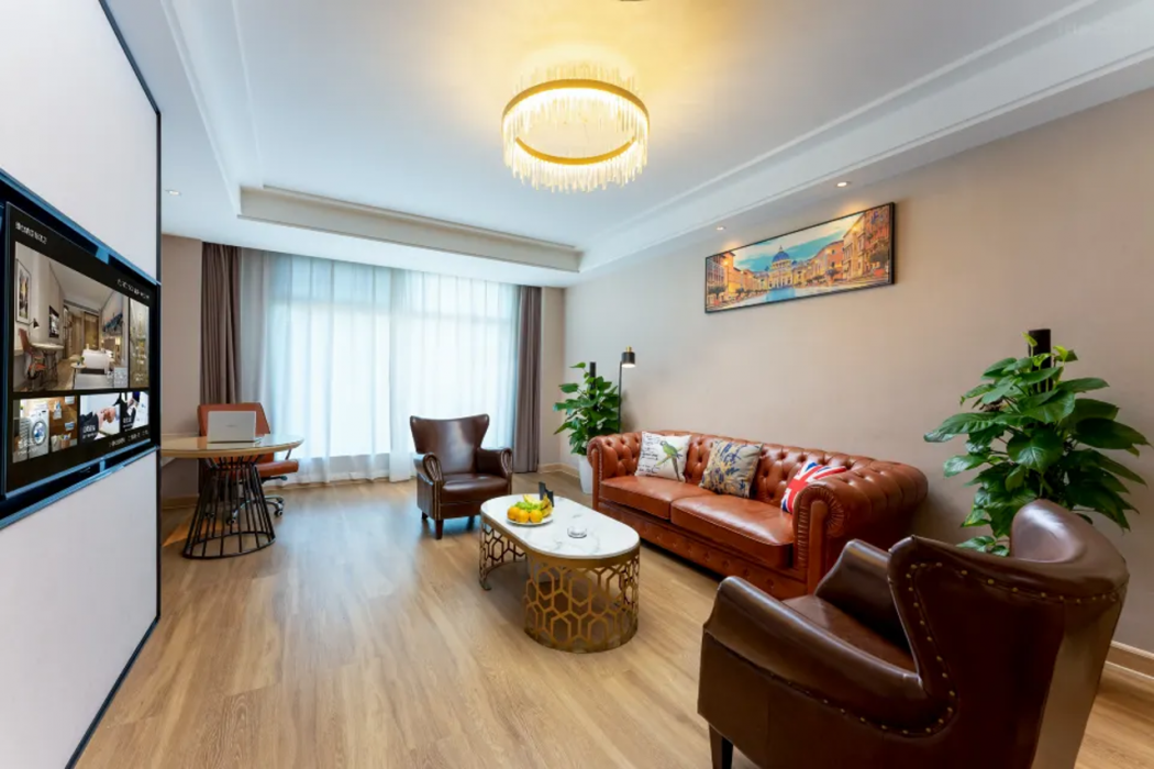Daye Vienna International Hotel (Huangshi Daye Center High-speed Railway Station) 34/58
