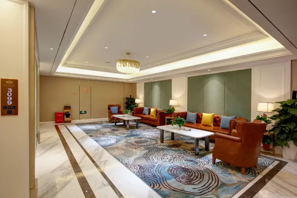 Vienna Hotel (Xi'an Qujiang Datang never night city) 8/40