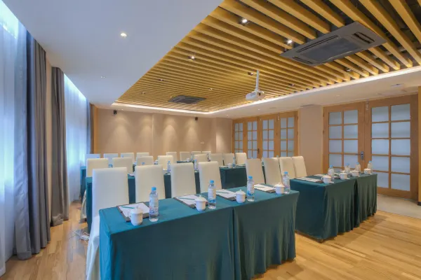 Manju Hotel (Wanda Plaza Branch of Xiangshan Passenger Transport Center) 20/24
