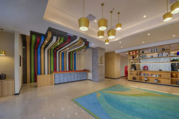 Manju Hotel (Wanda Plaza Branch of Xiangshan Passenger Transport Center) 4/24