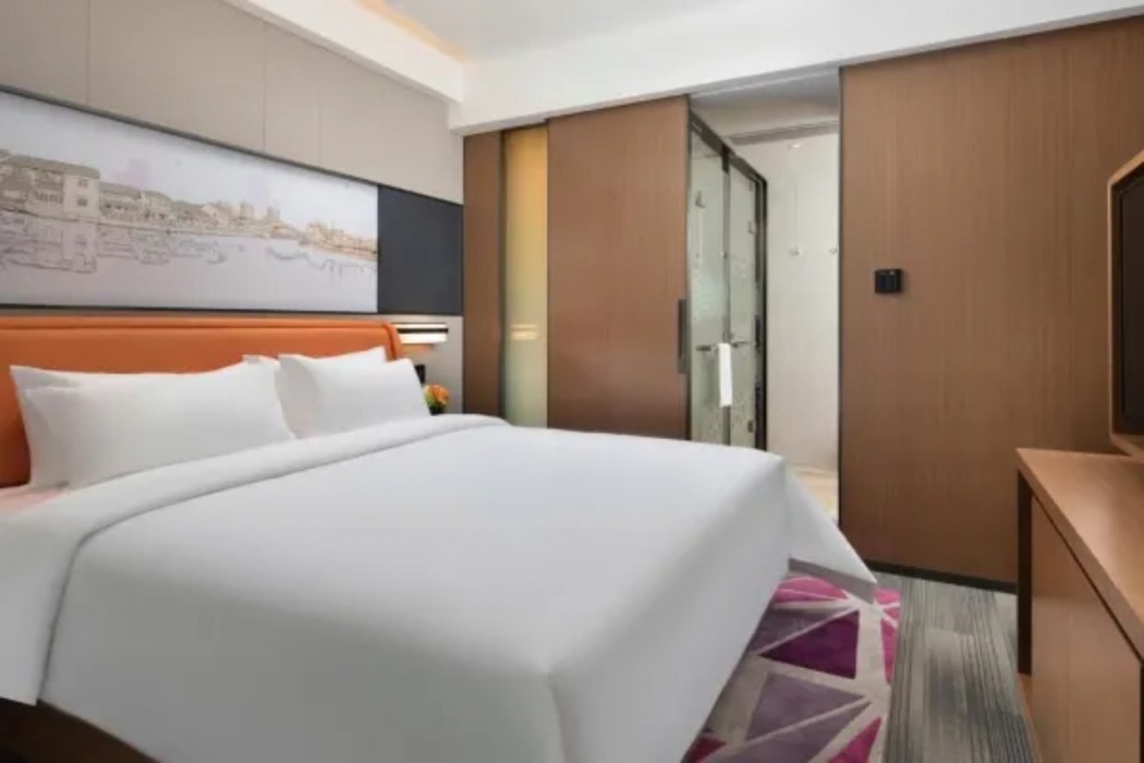 Hilton Huanpeng Hotel, Nantong High-speed Railway Station 9/16