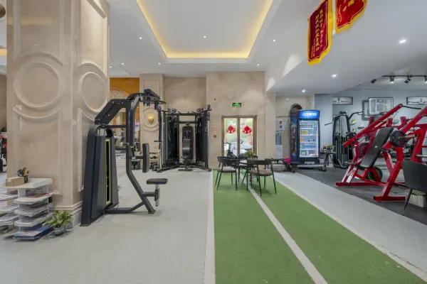 Vienna International Hotel (Henan Xinyang Municipal Government Railway Station) 17/18