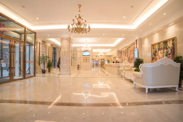 Vienna International Hotel (Xinyang Railway Station) 12/51