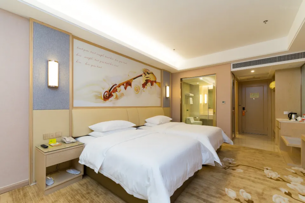 Venus International Hotel 18/58
