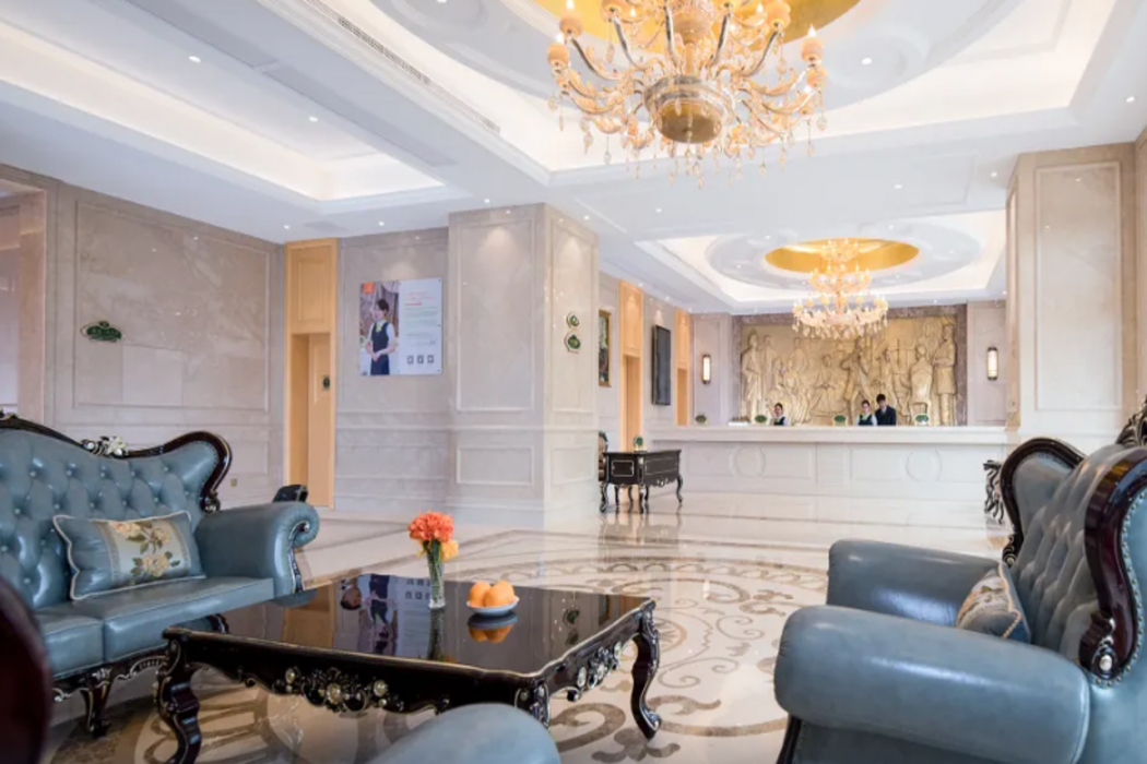 Vienna International Hotel (Huizhou Binhai Park Shop) photo5