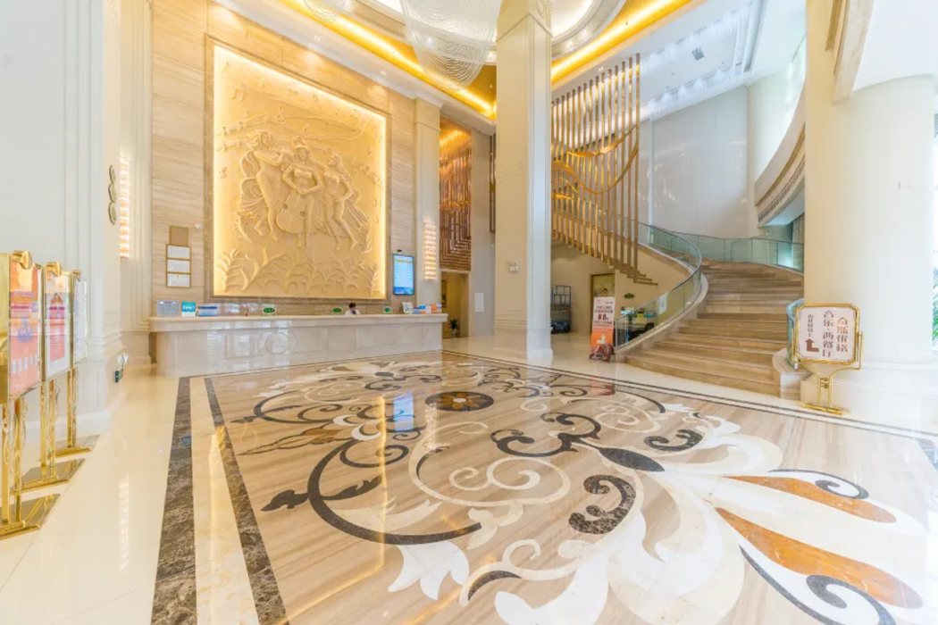 Vienna Hotel (Foshan Jiujiang Xinji Plaza Store) 23/34