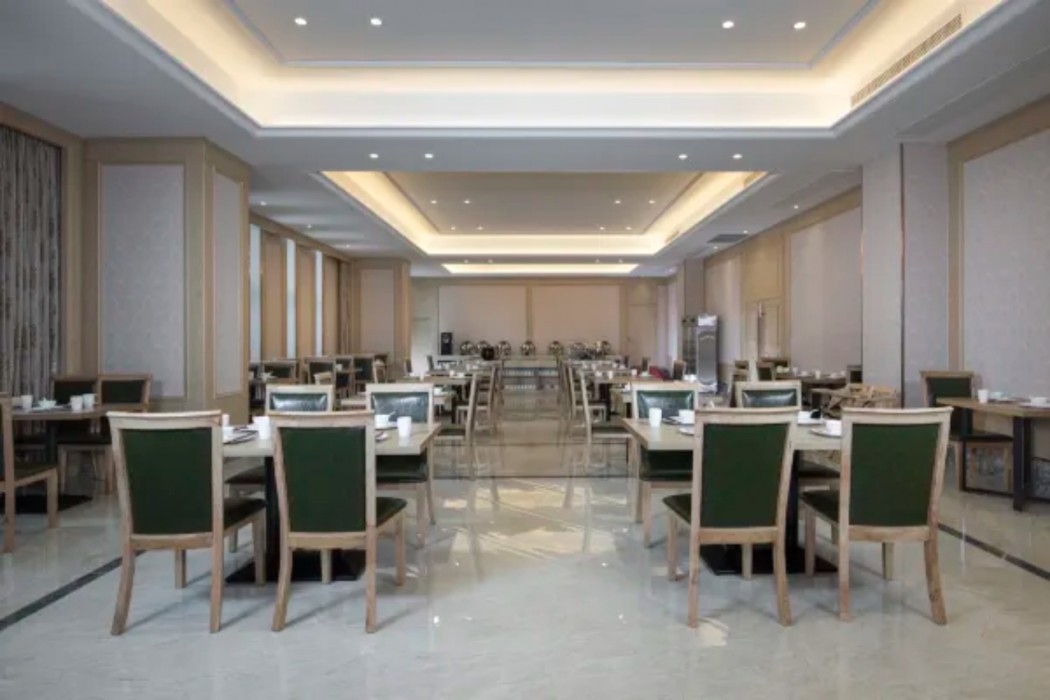 Vienna International Hotel (Jiaxing South Lake) 20/35