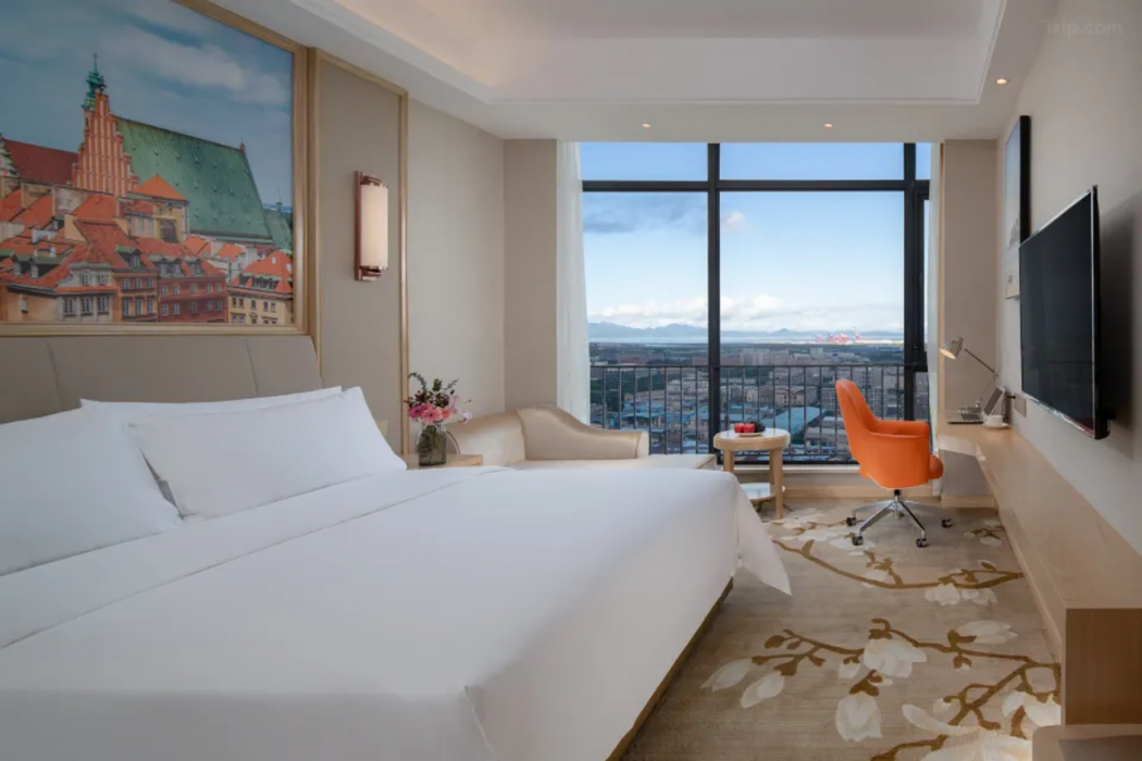 Vienna International Hotel (Zhuhai Gaolangang International) 16/56