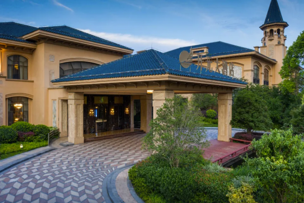 Shangyang Lake New Century Hotel 1/30