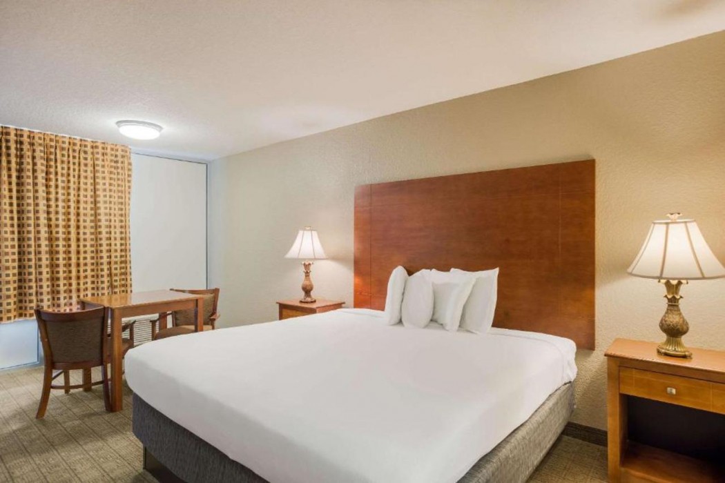 Econo Lodge Vidalia, GA 17/50