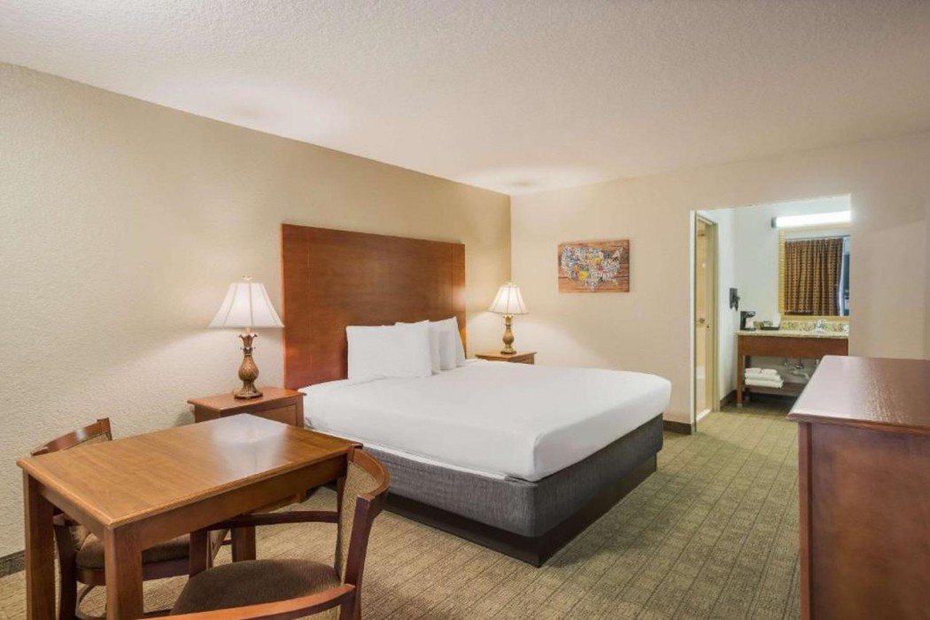 Econo Lodge Vidalia, GA 14/50